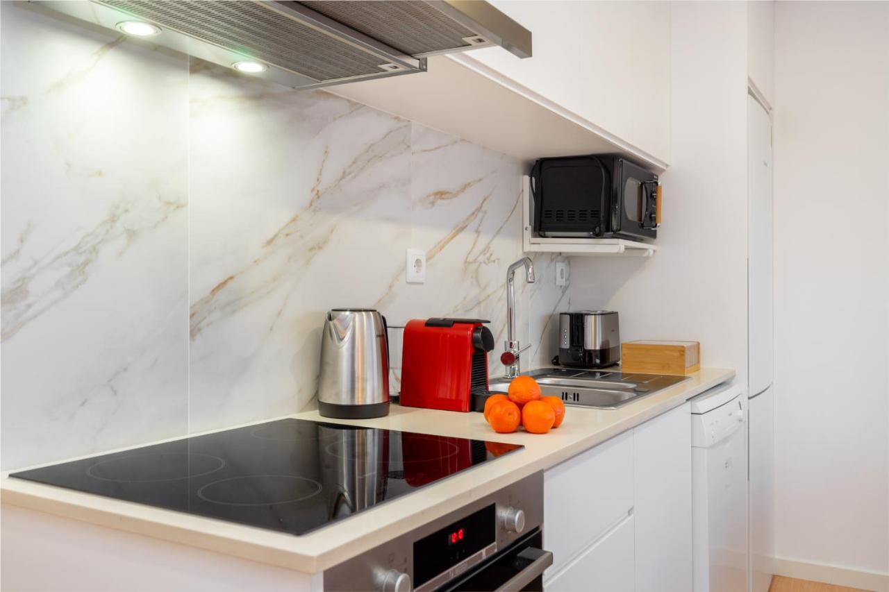 Whome Riverside View Premium Apartment W/ Ac & Terrace ปอร์โต ภายนอก รูปภาพ