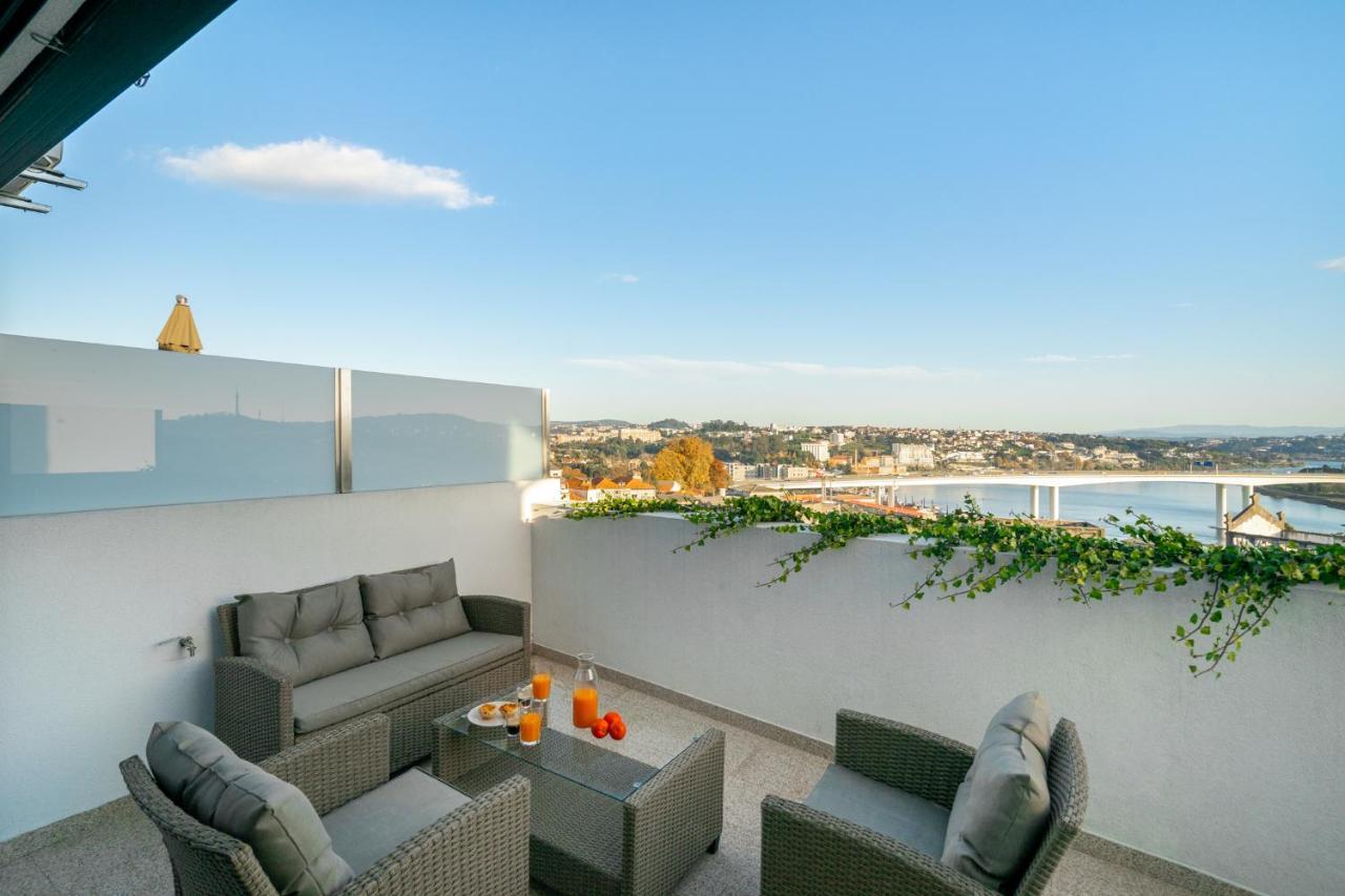 Whome Riverside View Premium Apartment W/ Ac & Terrace ปอร์โต ภายนอก รูปภาพ