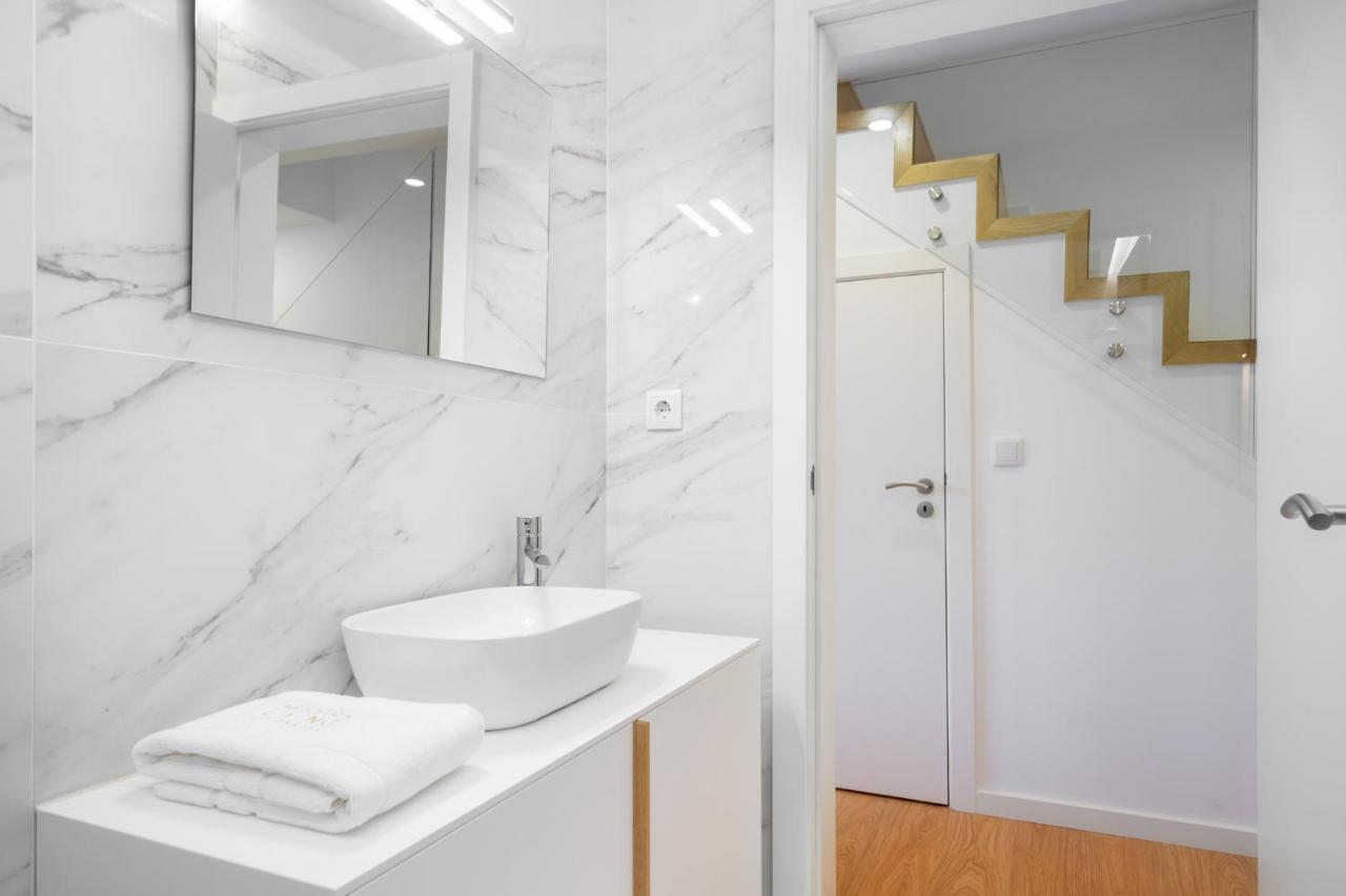 Whome Riverside View Premium Apartment W/ Ac & Terrace ปอร์โต ภายนอก รูปภาพ